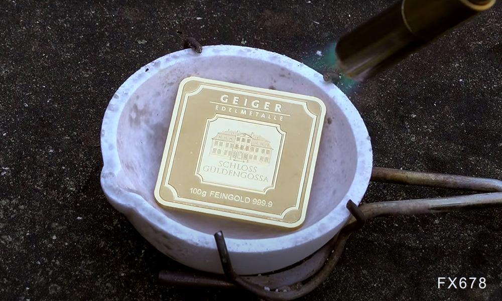 沪深300指数上午开盘报3933.64点，跌幅0.91%；